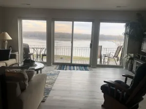 Image of Gorgeous riverfront condo by lock and dam on the Mississippi