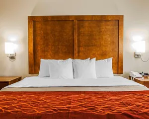 Image of Comfort Inn Marshalltown South