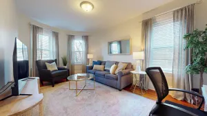 Image of Sunny,spacious, Sleeps 4, Steps To Mbta,hospitals
