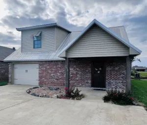 Image of Water front Home on Cane River