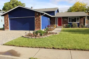 Image of Umbrella J Getaway- Fully Remodeled 4 Bedroom Home