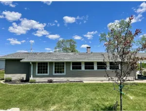 Image of Cozy 3 bed, 2 bath home close to historic downtown Hannibal