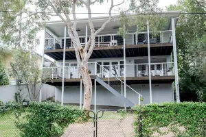 Image of Lambeth Walk Beach Home Bundeena