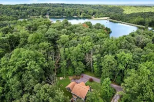 Image of Lake View Retreat - Cottage Near a Peaceful Lake!