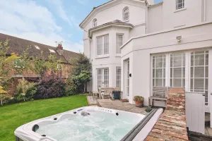 Image of Coastal Manor Retreat