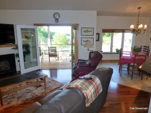 Image of Exceptional 4 Bed 3 Bath next to woods -Comfortable! - 21 min to Madison