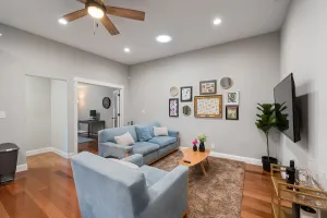 Image of \/ Luxury Modern Home in Oakland with AC & WFH \/
