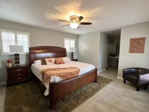 Image of A.L.I. Place is a newly renovated 3 bedroom\/2 bathroom home 5 min. from airport.