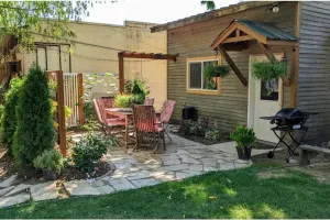 Image of Cozy Charming Convenient Lake Street Retreat
