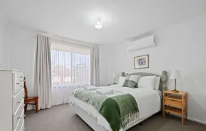 Image of Serenity - Short Drive to CBD, Firepit