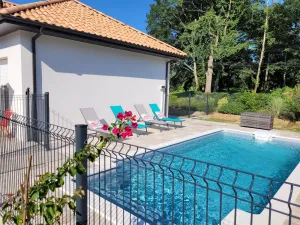 Image of Maison neuve bord de Dordogne