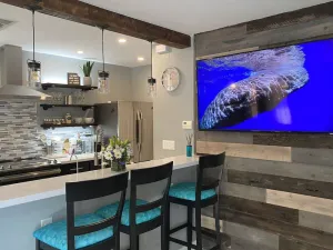 Image of Pool \/ 2 BR 1 BA \/ Townhouse \/ Hikers Welcome