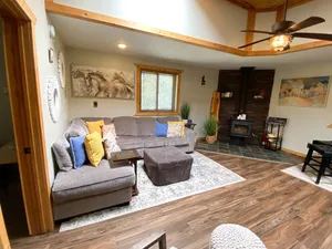 Image of The Tree House | Perfect Couples Cabin