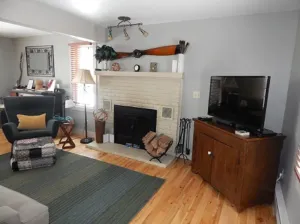 Image of Cozy Hideaway with 3 Season Lake View
