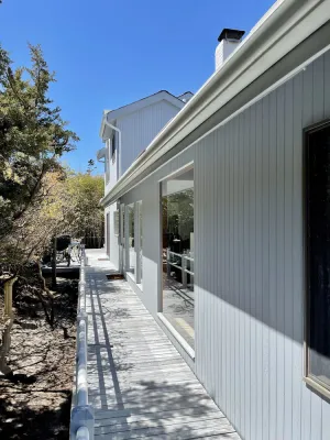 Image of 5th from the beach, dog friendly, sleeps 10, outdoor shower a\/c utils included!!