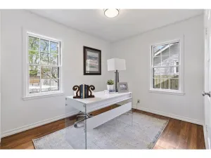 Image of Convenient to lakes, bike trails, parks.  Dog-friendly. Fenced Yard.