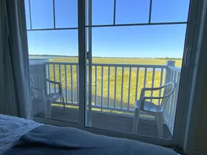 Image of Seabrook Studio I - Walk to the beach!