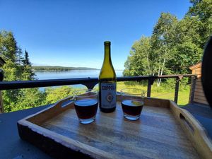 Image of North Shore Nirvana: Lakefront, Deck, Fireplace, Beach