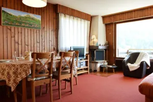 Image of Floor -1, view mountain, balcony, fireplace or stove, parking, tv, 56m², Le Grand Bornand