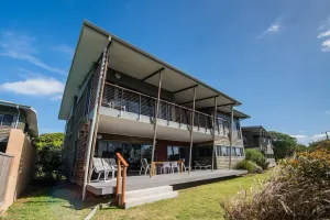 Image of Luxury beachhouse with spectacular views over Frenchmans Beach.