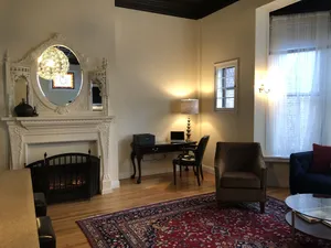 Image of Executive apartment in historic  property in Center Square, Albany