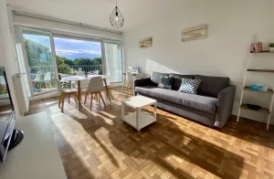 Image of Spacious apartment near the ocean