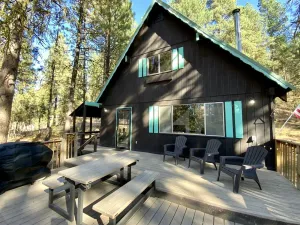 Image of Mint Chip Cabin by Casago McCall - Donerightmanagement