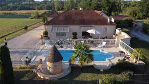Image of Pretty house with swimming pool in Périgord
