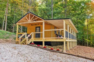 Image of Hot Tub & WiFi - Small Family Cabin - Throw'n Shade - Wooded Retreat near Red River Gorge, Kentucky!