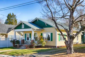 Image of Bradley Cottage in the heart of \"Mayberry\"