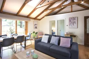 Image of Camellia Cottage - In the heart of picturesque Olinda (only 45 min from Melbourne CBD) is this little hideaway.