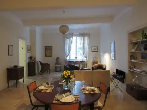 Image of In the very HEART of old town, a serene and sophisticated Provençal appartement