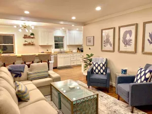 Image of *EXTRA CLEAN*Renovated 2019 + Brand New Furniture! Open Plan & Short Walk to ND!