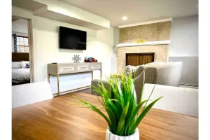 Image of Modern-comfortable-private suite Beautiful Dundee
