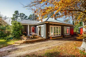 Image of Charming Moutain Cottage -Pet Friendly