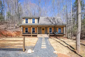 Image of Stylish Cabin within a mile of Town Square