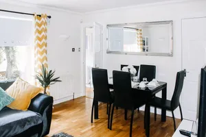 Image of A three bedroom apartment , with 2 bathrooms . Suitable for a group of  5\/6