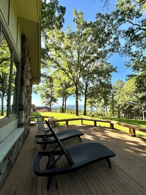 Image of Best Lake Views, Sleeps 8 Pool, Tennis & Marina