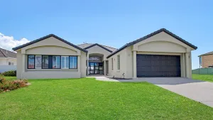 Image of FLOATING ON THE CANALS - 80 COMMODORE CRES