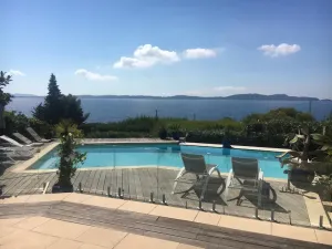 Image of Villa 100 m from seaside - air-conditioned - except view - 10 beds - 5 bathrooms
