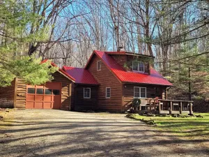 Image of 3BR, 2BA Cabin in the woods with hot tub and dog allowed
