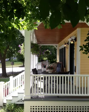 Image of COMFORT and CHARM - Stay in St. Paul's FAVORITE rental in historic Summit Hill!