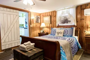 Image of Buffalo Bend 3 BR near Lexington - Hot Tub
