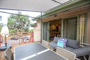 Image of BEACHBREAK - 100m to beach - sleeps 6