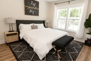Image of 2 Kings, 2 Queens, 3.5 baths, Bonus Room - 2 mins from PNC Arena & Carter-Finley