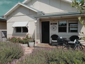 Image of BLUEYS QUEENSCLIFF