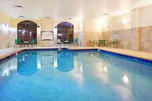 Image of WFH friendly | FREE Wi-Fi + Pool & Gym