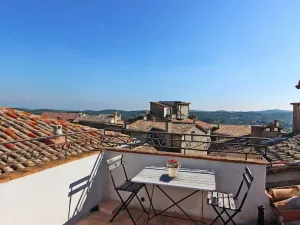 Image of Romantic Apartment with Private Roof Terrace