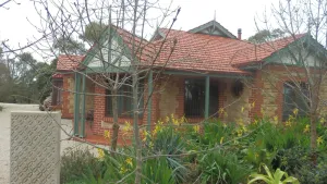 Image of Beautiful setting, on 100 acres. Sleeps 10 people. Beautiful views.