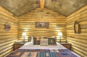 Image of Cozy and Rustic \"Bear Themed\" Cabin~private pond and 7 miles to YNP entrance!